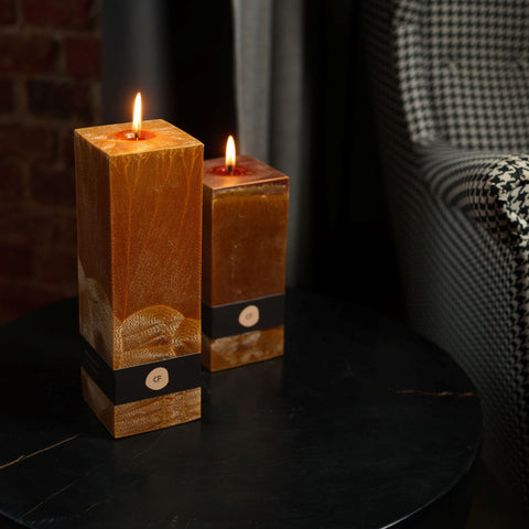 Brown interior candle (square)